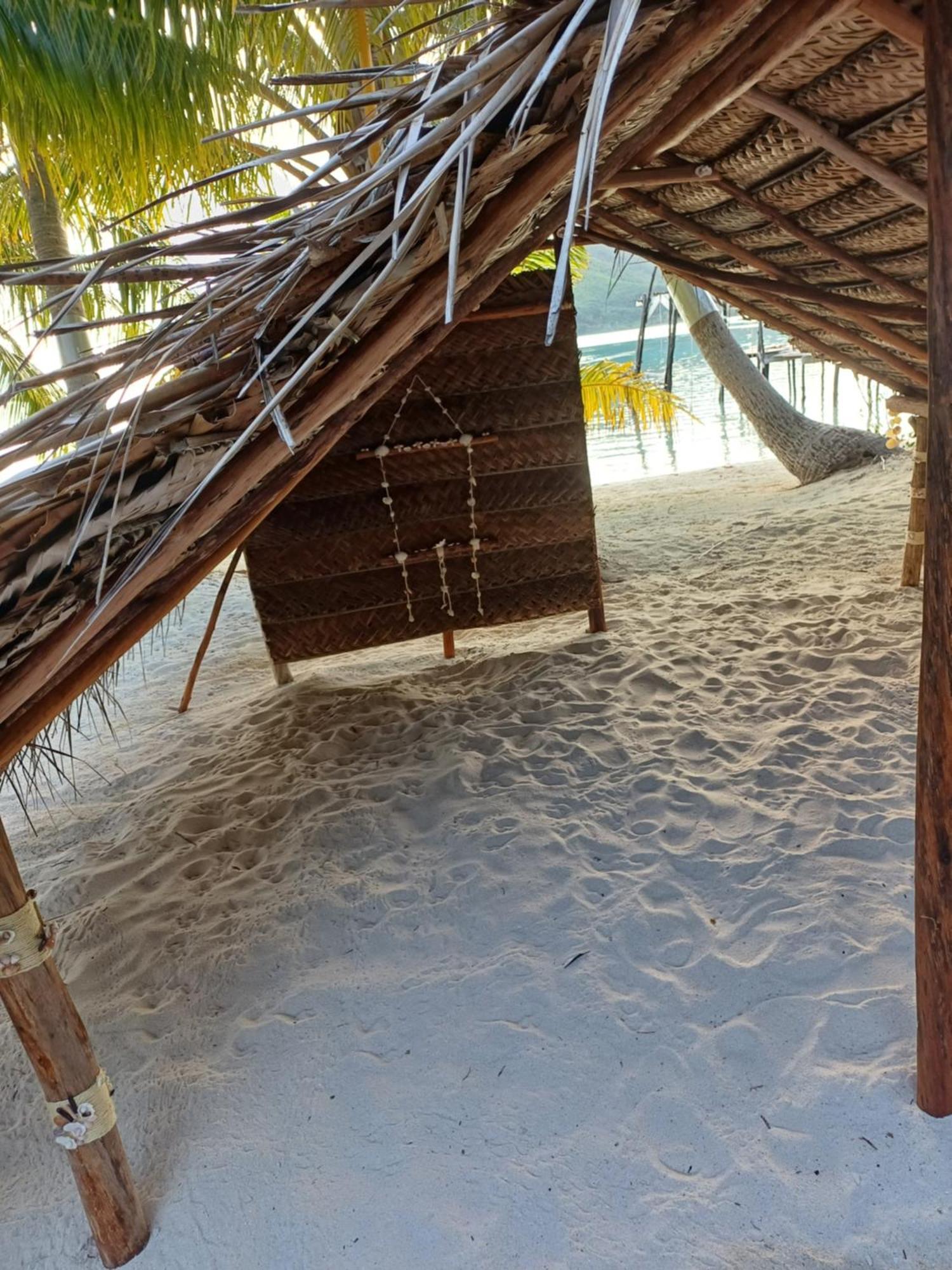 Poemanahere Island Camping A Maupiti Te-Fare-Arii Exterior photo