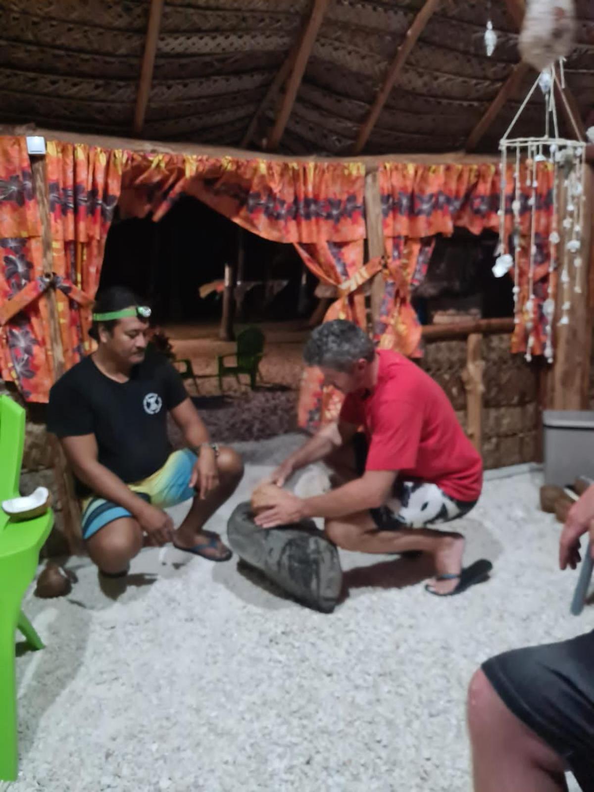 Poemanahere Island Camping A Maupiti Te-Fare-Arii Exterior photo